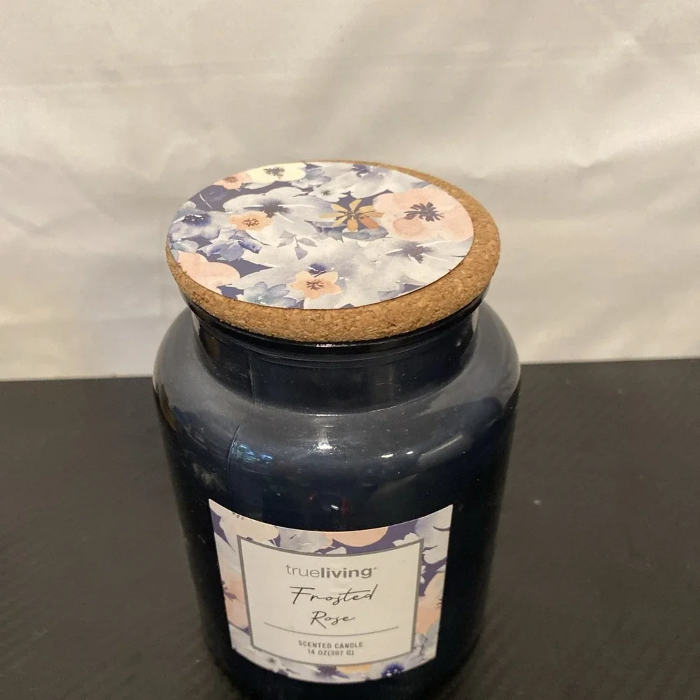 Trueliving Frosted Rose Scented Candle 14 oz‎ Blue Jar